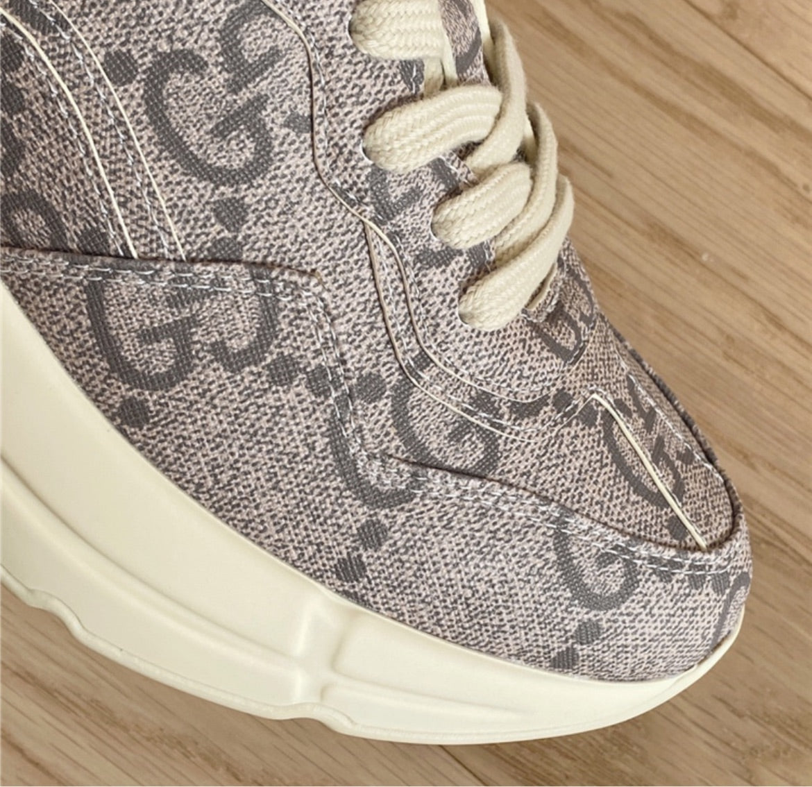 Gucci sneaker